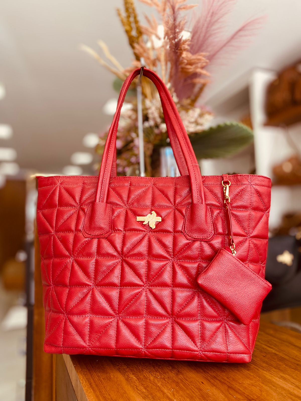 a00b29f2-6602-47dc-ad0f-bd7e6aa5fa87 Bolsa Vermelha - Imagem 1